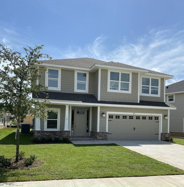 31 Cool Breeze Dr in Freeport, FL - Building Photo