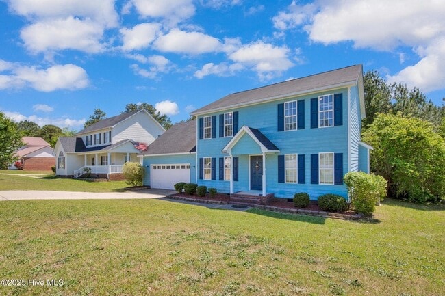 5033 Miranda Dr in Hope Mills, NC - Building Photo - Building Photo