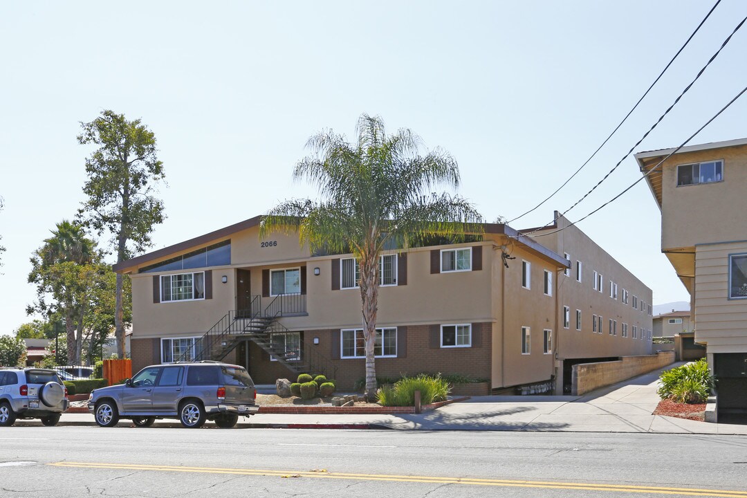 2066 Fruitdale Ave in San Jose, CA - Building Photo