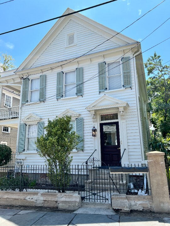 77 Pitt St in Charleston, SC - Building Photo