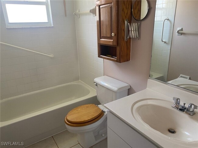 property at 3551 Gloxinia Dr