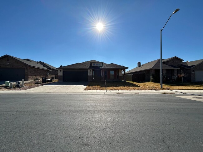 808 Brittlebush Ct in Odessa, TX - Building Photo - Building Photo