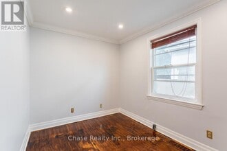 402 Guelph Line in Burlington, ON - Building Photo - Building Photo