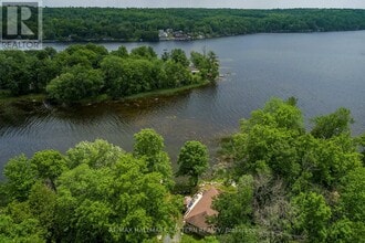 504 Pine Point Ln in Madoc, ON - Building Photo - Building Photo