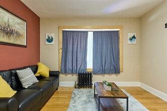 198 Court St in Binghamton, NY - Foto de edificio - Building Photo