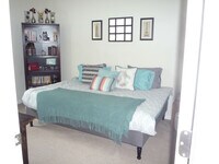 215 N 6th St, Unit 2 photo'