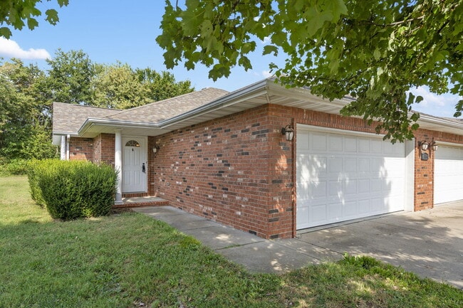 property at 113 Bailey Cir