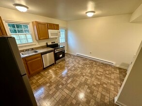 1174 Ravenwood Rd in Stephens City, VA - Building Photo - Building Photo