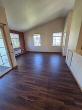 2125 Silverstone Dr in Carpentersville, IL - Building Photo - Building Photo