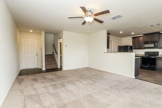 6303 Sloane Cv in San Antonio, TX - Building Photo - Building Photo