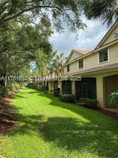 4256 Vineyard Cir in Weston, FL - Building Photo - Building Photo
