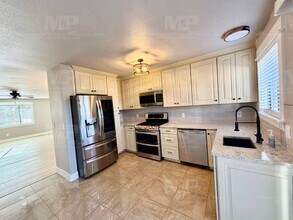 724 Ponderosa Dr in Fort Collins, CO - Building Photo - Building Photo