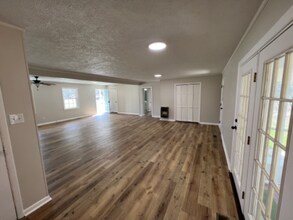 2840 Shady Ln W in Gadsden, AL - Building Photo - Building Photo