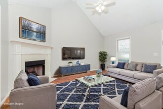 4023 Higdon Dr in Murfreesboro, TN - Foto de edificio - Building Photo