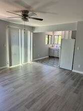27900 Moody Rd in Los Altos, CA - Building Photo - Building Photo