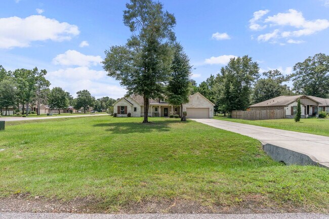 9115 Wapiti Trail in Conroe, TX - Building Photo - Building Photo