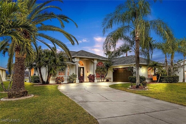 property at 2807 SW 31st Ln