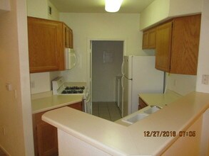 7119 S Durango Dr-Unit -1 in Las Vegas, NV - Foto de edificio - Building Photo