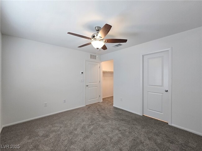 5717 CRENELLATED St in Las Vegas, NV - Building Photo - Building Photo