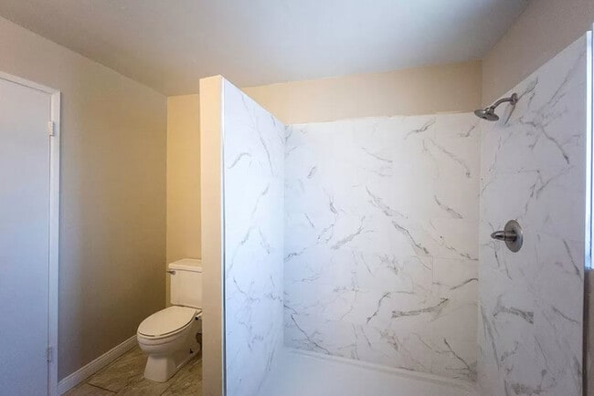 304 Orland St in Las Vegas, NV - Building Photo - Building Photo