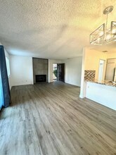 1151 S Chestnut Ave in Fresno, CA - Building Photo - Building Photo