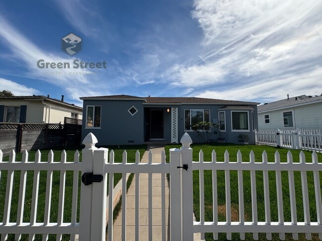 property at 1719 Oliver Ave