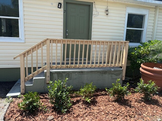 811 Lotus Path in Clearwater, FL - Building Photo - Building Photo