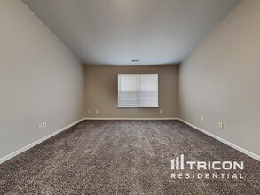 800 Waterway Dr in Franklin, IN - Building Photo - Building Photo