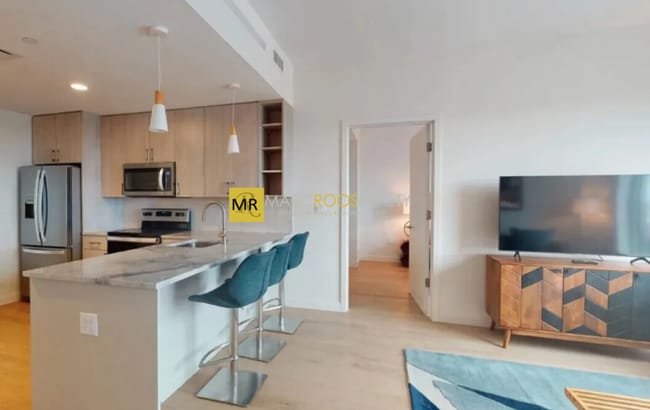 71 Brighton Ave, Unit 307 in Boston, MA - Foto de edificio - Building Photo