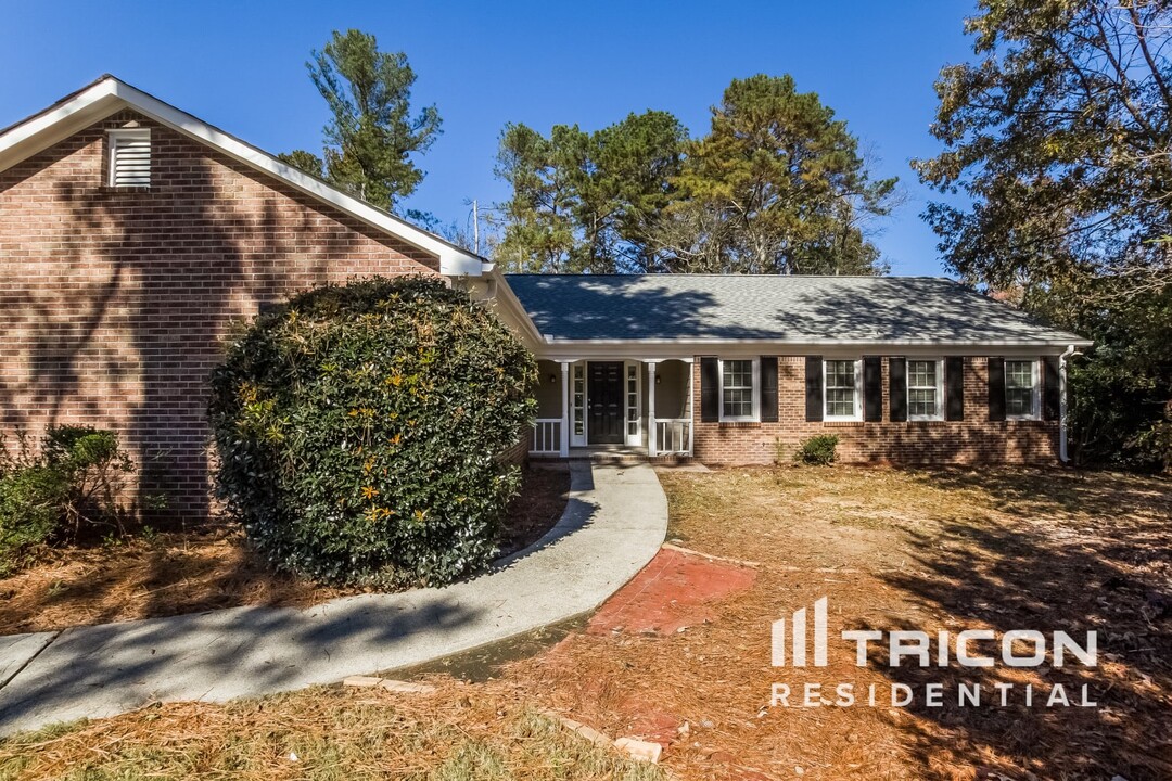 3865 Palisade Way in Snellville, GA - Building Photo