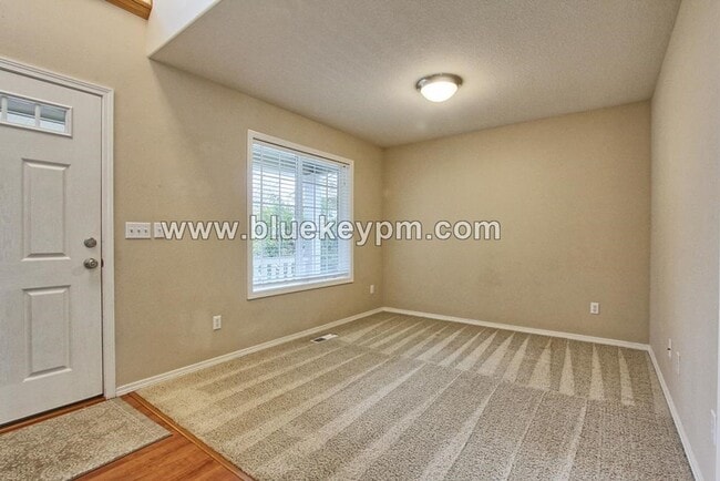 310 SE 17th St in Battle Ground, WA - Building Photo - Building Photo