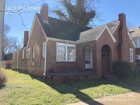 1423 6th St in Tuscaloosa, AL - Building Photo
