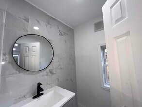 3 Meadow Ct in Smithfield, RI - Building Photo - Building Photo