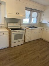 2108 Concord Lake Rd in Kannapolis, NC - Building Photo - Building Photo
