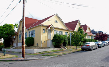 4402 Densmore Ave N in Seattle, WA - Building Photo - Building Photo