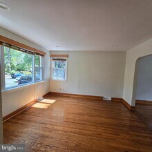 7 E Tampa Ave in Cherry Hill Township, NJ - Building Photo - Building Photo