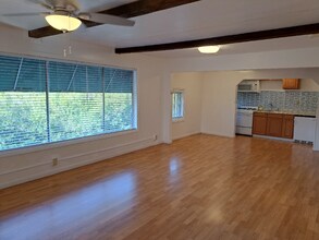 190 Lubeck Rd in Auburn, CA - Building Photo - Building Photo