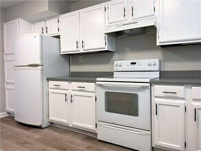 3758 Sidney Lanier Blvd in Duluth, GA - Building Photo - Building Photo