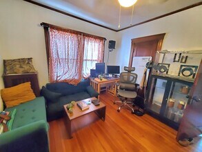 9 Roberts Rd, Unit 3 in Cambridge, MA - Building Photo - Building Photo