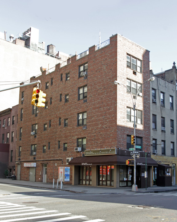 100 Lexington Ave in New York, NY - Building Photo