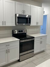 2505 Victorious Fls Ave in Plant City, FL - Building Photo - Building Photo