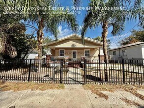 1216 E 24th Ave in Tampa, FL - Building Photo - Building Photo