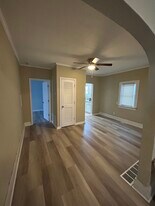 339 N Grove St in Bowling Green, OH - Building Photo