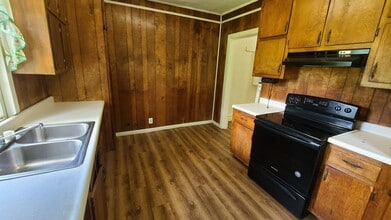776 Macon Ave in Jackson, GA - Building Photo - Building Photo
