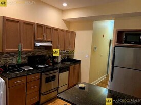 7 Grove St, Unit 2 in Boston, MA - Building Photo