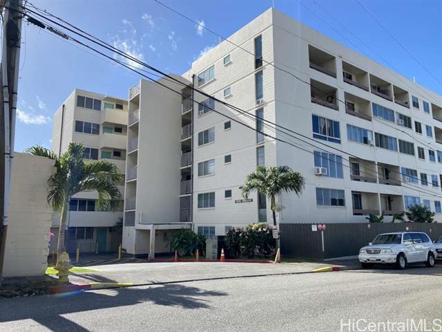 1555 Pohaku St in Honolulu, HI - Building Photo - Building Photo