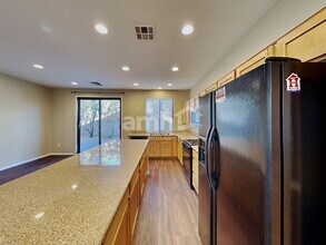 3937 Maldive Isle Ct in Las Vegas, NV - Building Photo - Building Photo