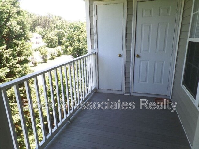 532 Scholastic Ct in Winston-Salem, NC - Building Photo - Building Photo