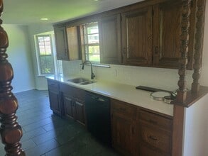 1511 W Magnolia St in Rogers, AR - Building Photo - Building Photo