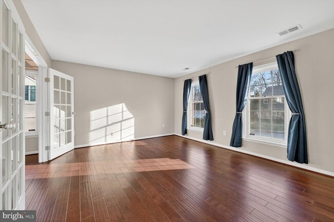 12592 Rock Ridge Rd in Herndon, VA - Building Photo - Building Photo